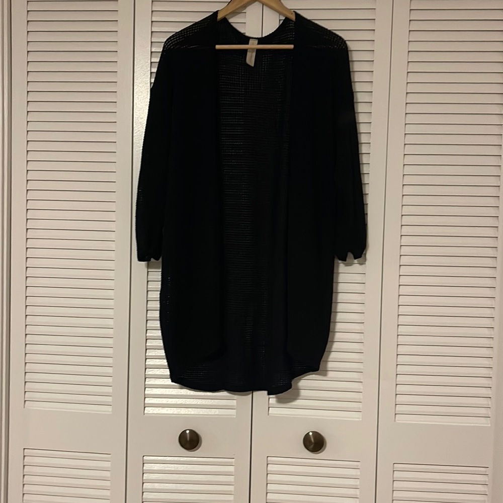 Thin cardigan
